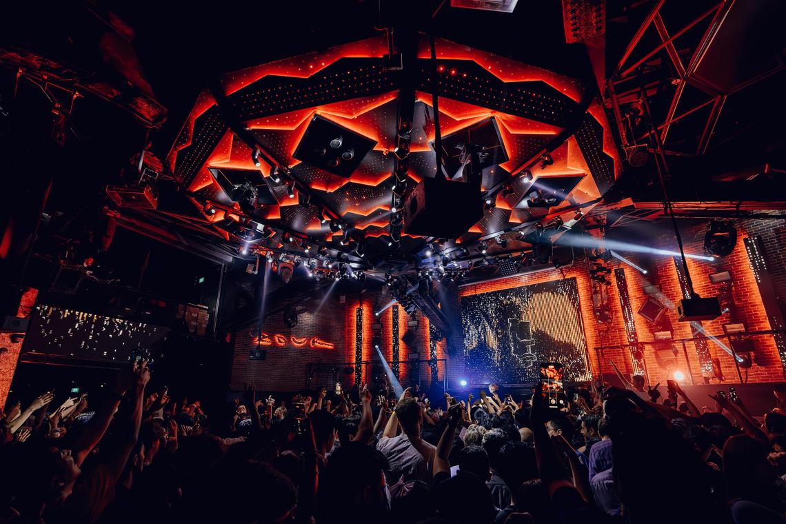 Clarke Quay Escort Enjoying Singapore Nightlife