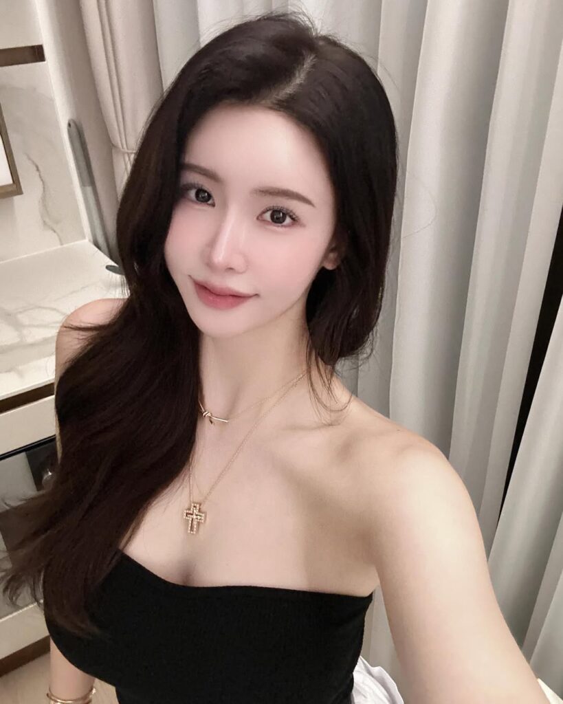 Elegant Korean Escorts