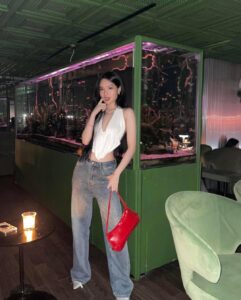 Gallery image for 🇨🇳 Munjung ⭐ Young Chinese Girl – Soft & Sweet Baby